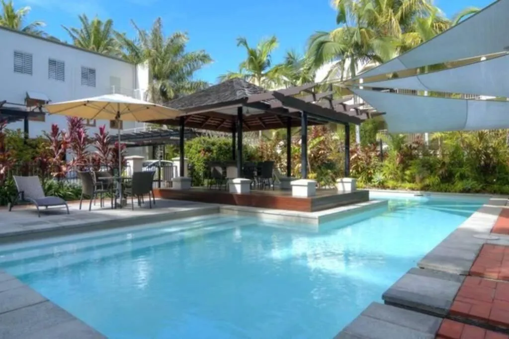 Tropical One Bedroom Apartment At The Mediterranean Port Douglas