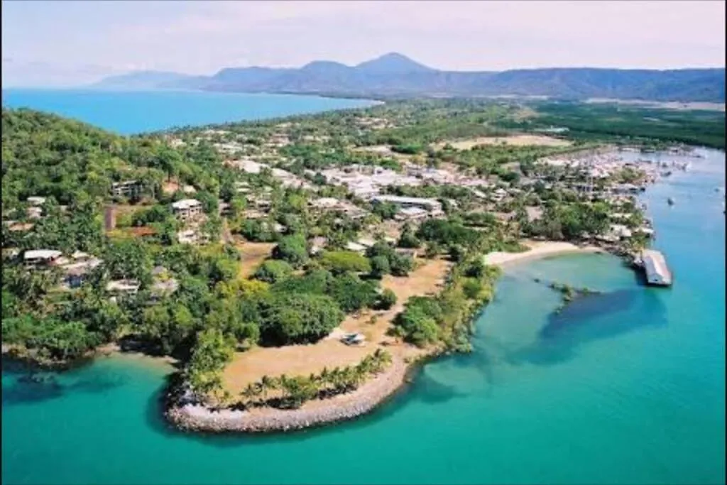 Tropical One Bedroom Apartment At The Mediterranean Port Douglas