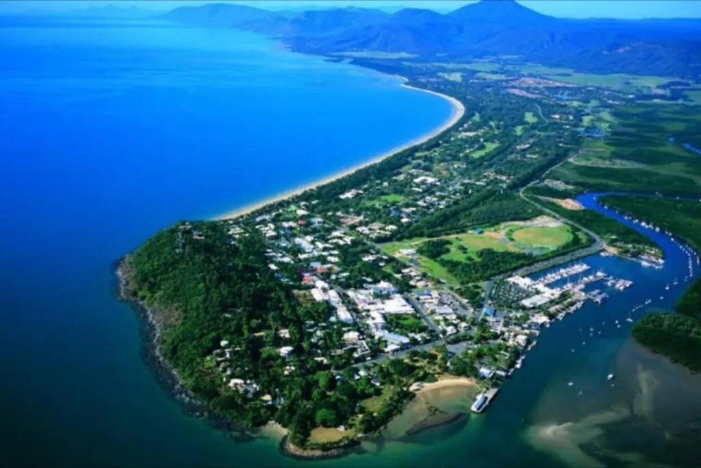 Tropical One Bedroom Apartment At The Mediterranean Port Douglas